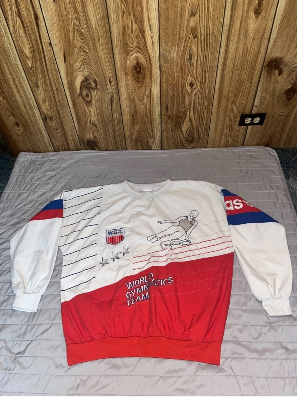 VTG Adidas WGT World Gymnastics Team Pullover Crewneck Sweatshirt